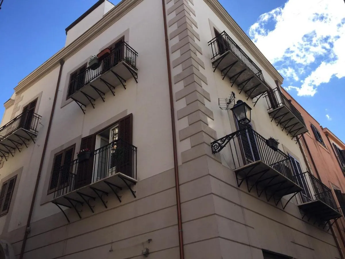 Bonello Vacanza Palermo Apartment